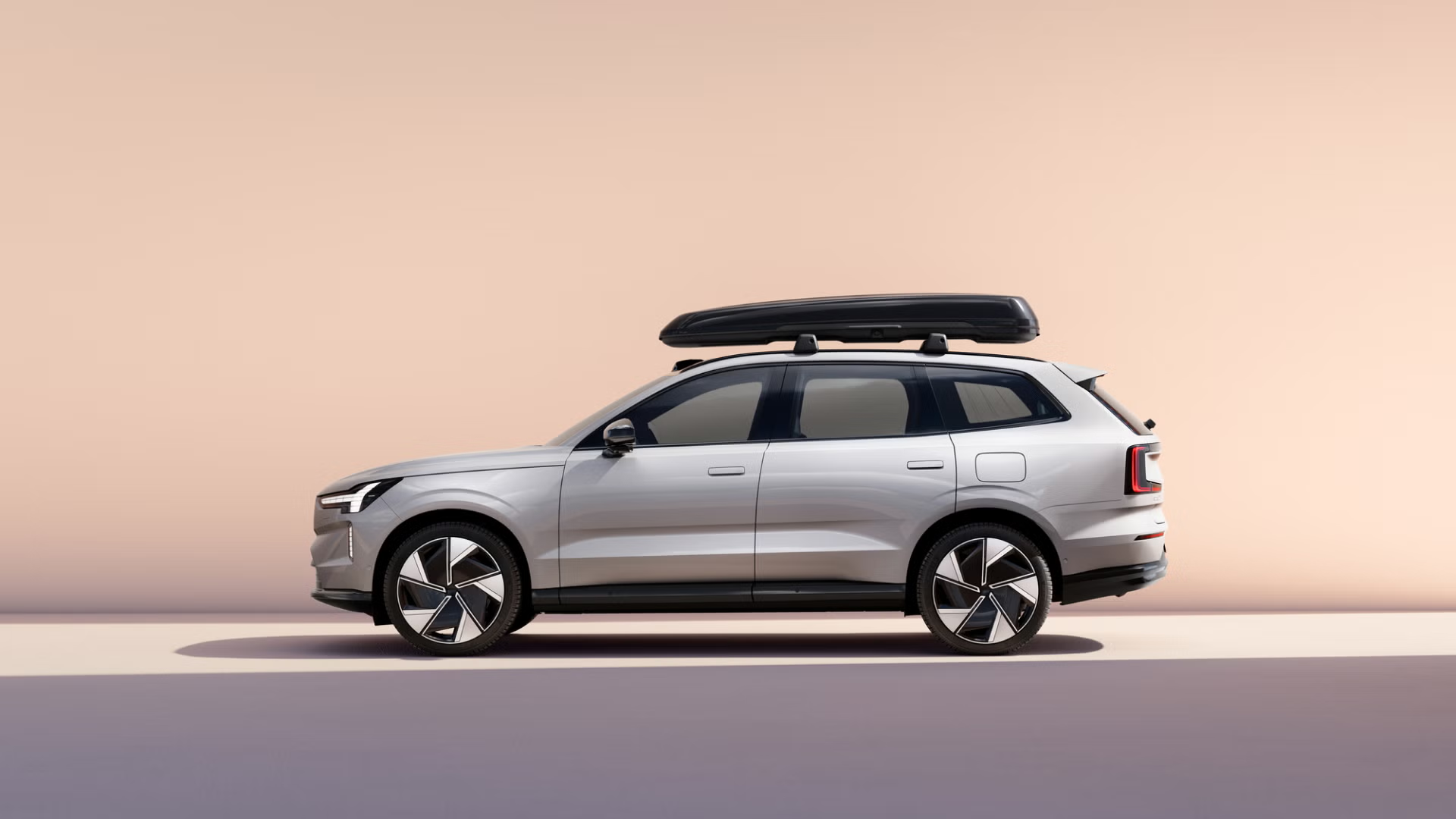 Volvo EX90