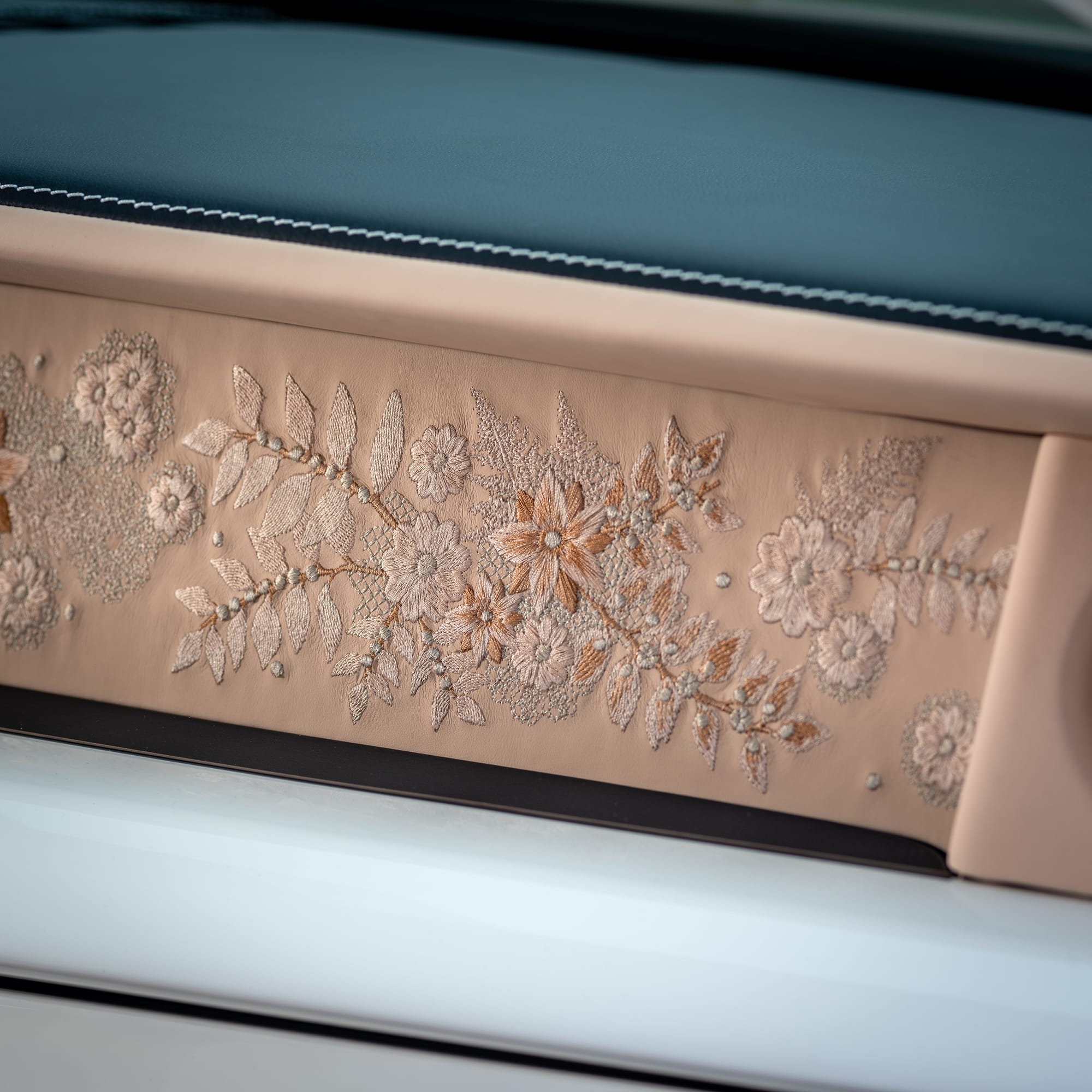 Phantom Dentelle, Rolls-Royce