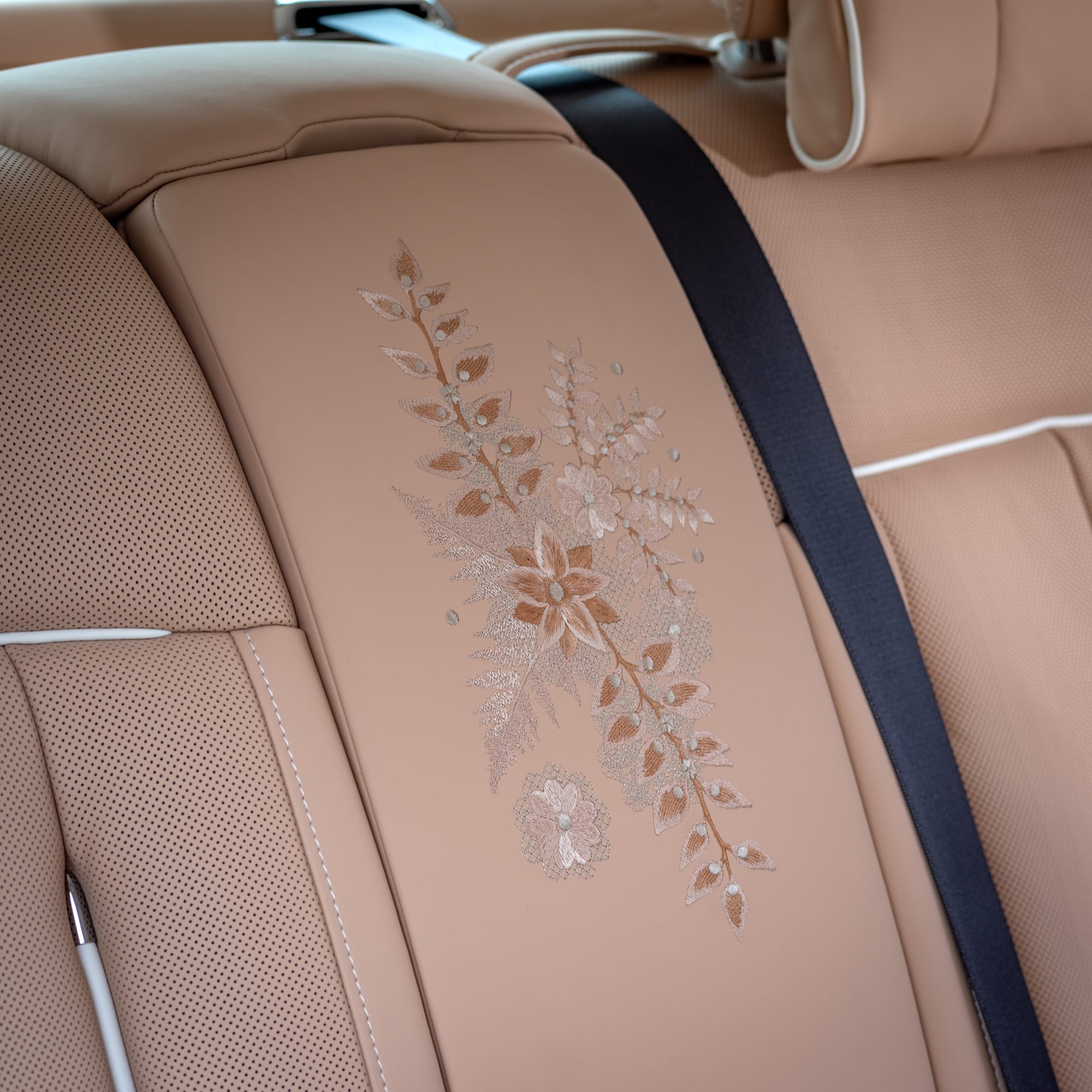 Phantom Dentelle, Rolls-Royce