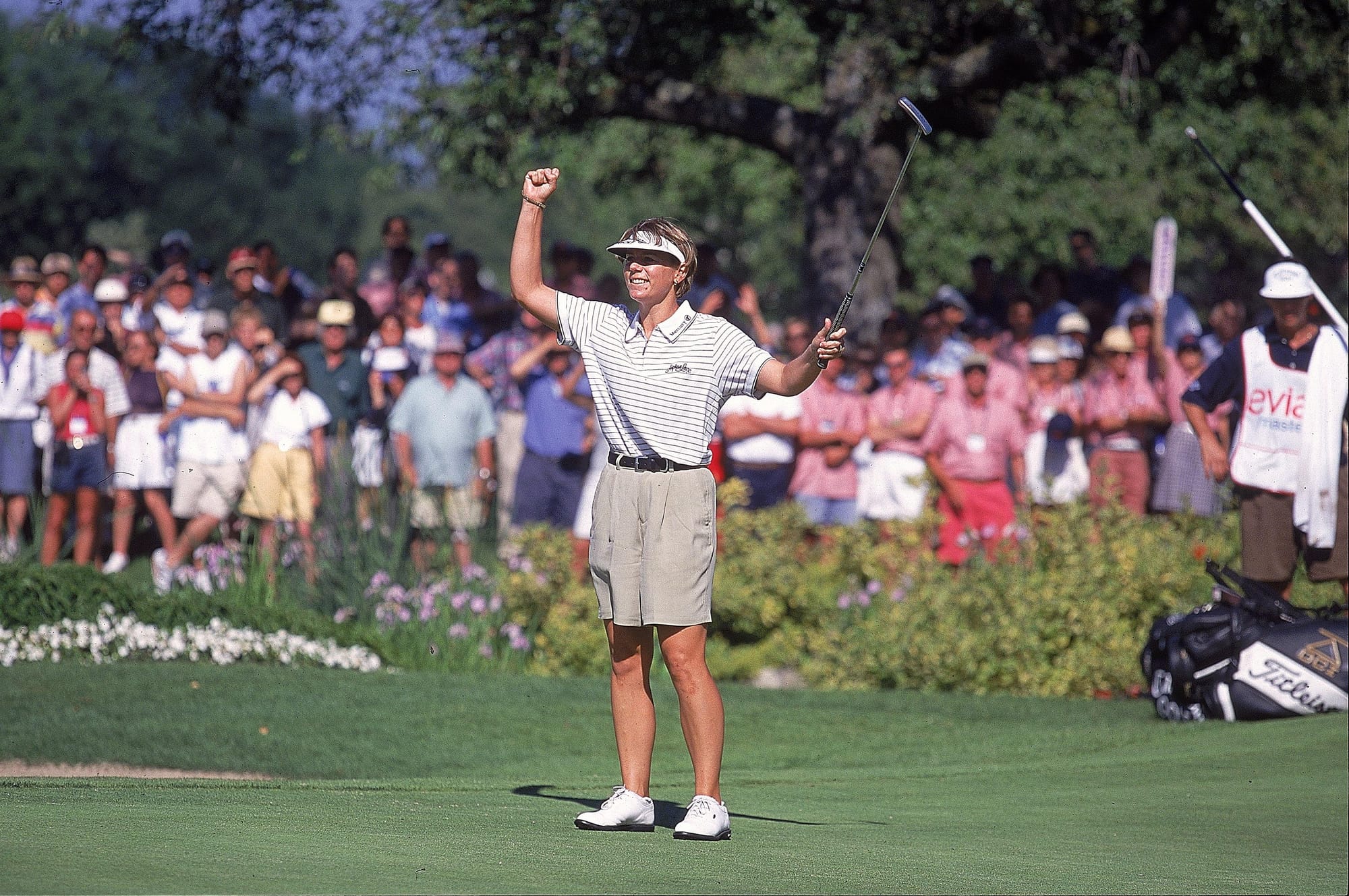 Rolex Testimonee Annika Sörenstam celebrates winning the 2000 Evian Masters.