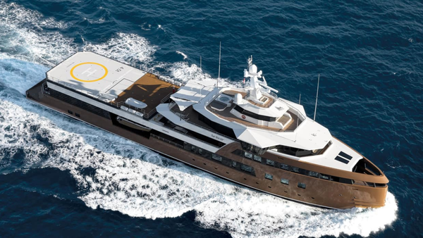 La Datcha expedition yacht