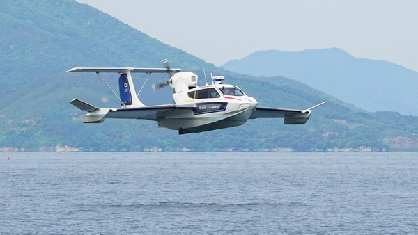 The ARON M80 Flying Ship