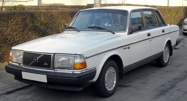 Volvo 240GL